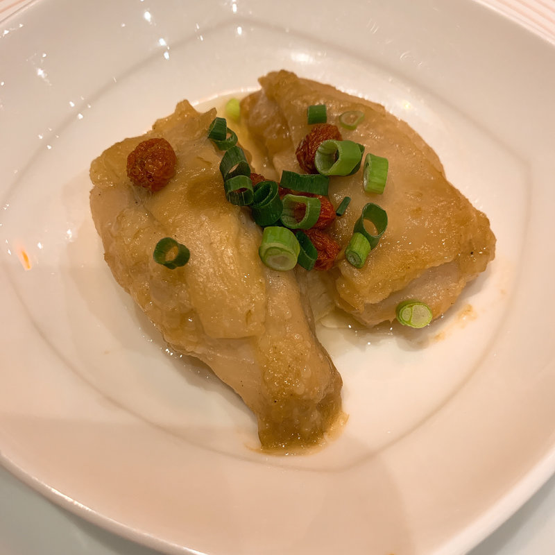 大山鶏の香り蒸し(萬珍樓本店)