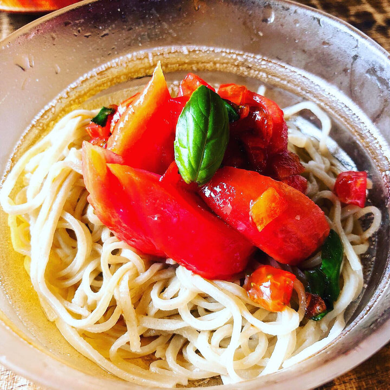 トマトのバルサミコ蕎麦(竹やぶ 柏本店)