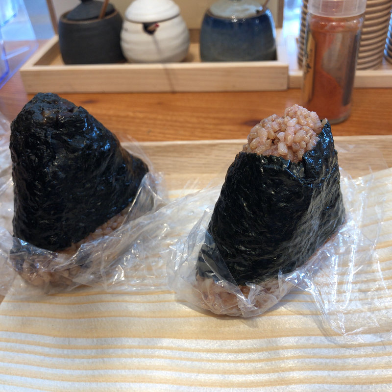 黒米塩むすび  江戸前生のり(いろは 仙台パルコ店)