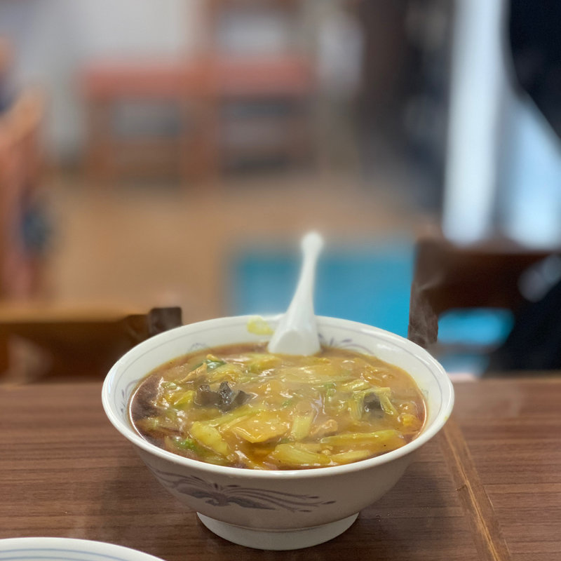 カレーそば(栄楽)