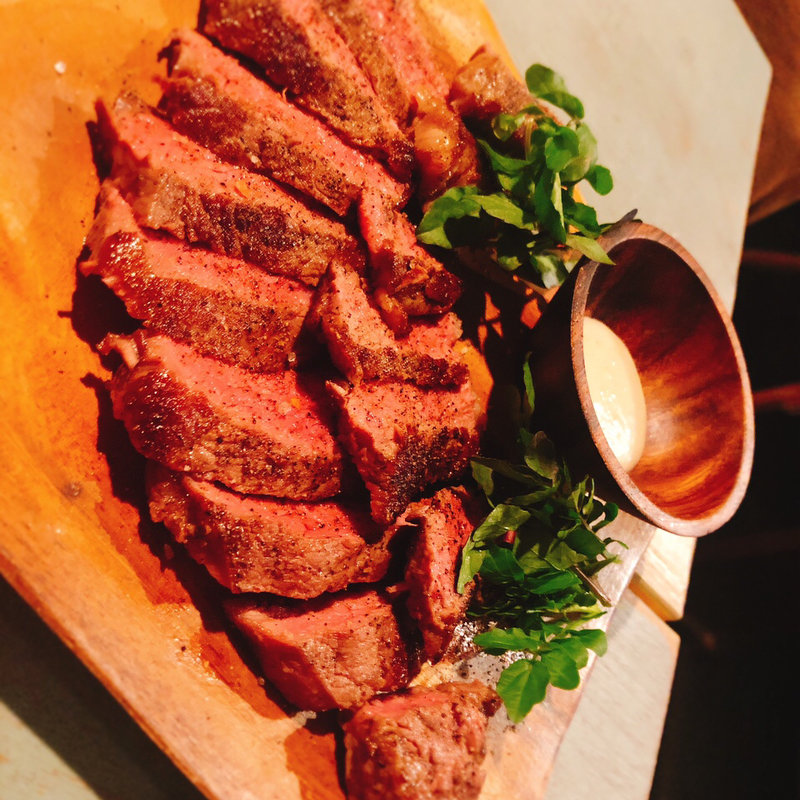 和牛たたき(北千住 個室 鎌倉イタリアンバル 千住Beach)