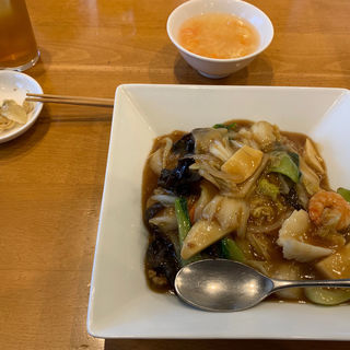 五目うま煮かけご飯(中華風食堂 HANA)
