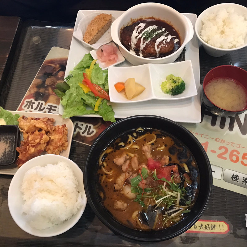 (カフェ シャイニー （cafe SHINY）)