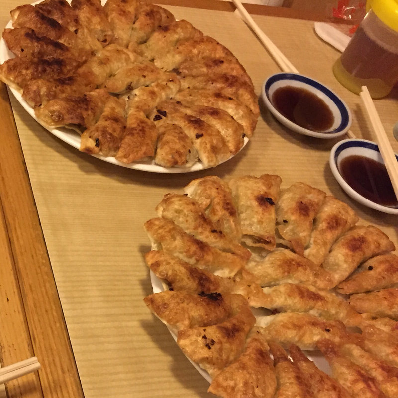 餃子(餃子 照井 （ギョウザ テルイ）)