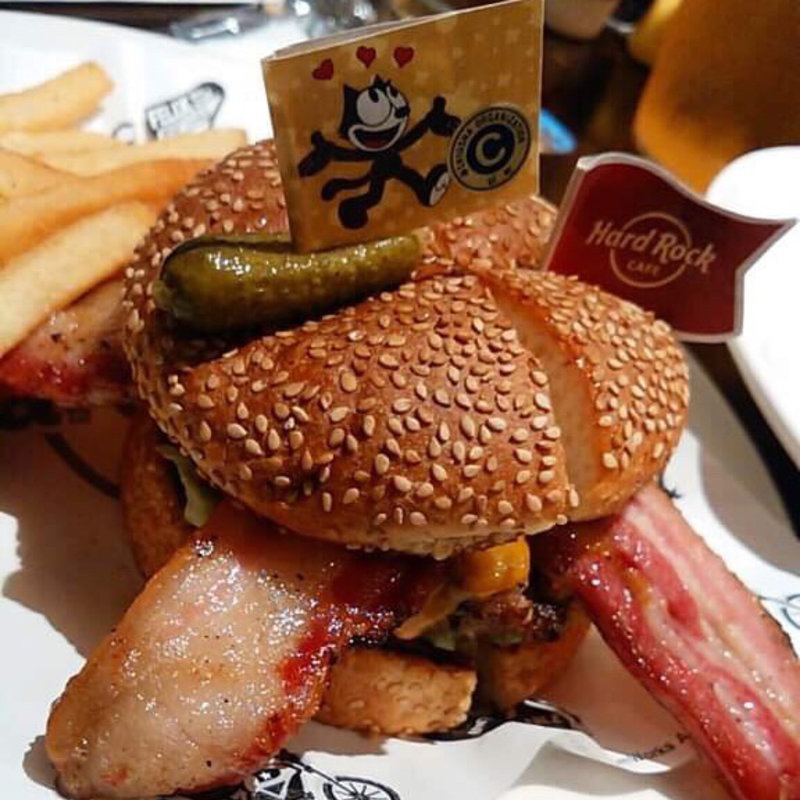 フィリックス アンキャッチャブル オールドファッションバーガー(ハードロックカフェ 上野駅 （Hard Rock CAFE）)