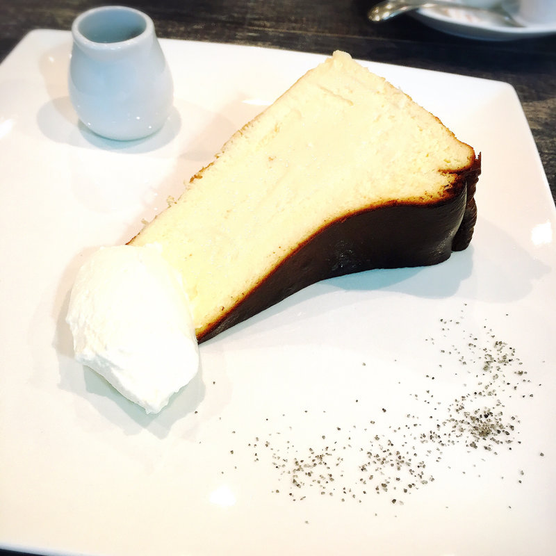 バスクチーズケーキ(No.13 Cafe)