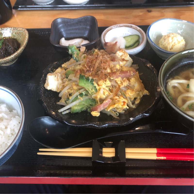 沖縄定食(おいしい時間)