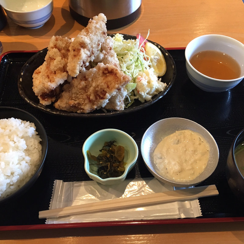 まぐろ竜田揚げ定食(ねぎ塩チャーシュー丼　水喜 )