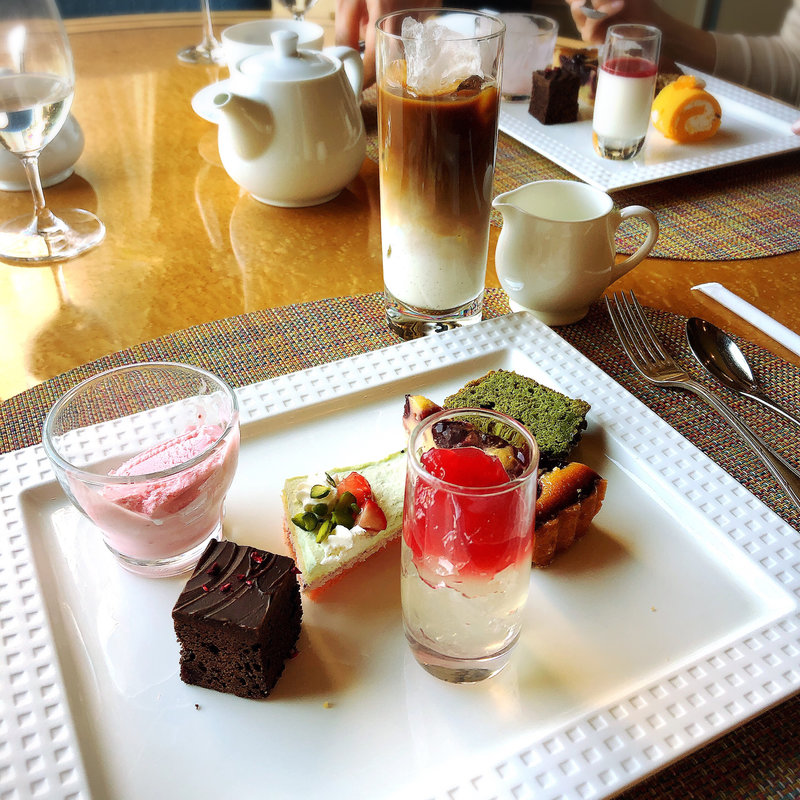 乾杯ドリンク一杯付き デザートワゴンの全4品コース(一休.com)(ザ・ビストロ)