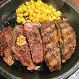 ワイルドステーキ＆ハンバーグ盛り合わせ(いきなりステーキ愛知蒲郡店)