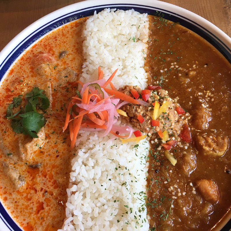 あいがけカレー(スパイス スエヒロ)