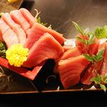 マグロ尽くしこぼれ盛合せ(漁帆（いさりほ）)