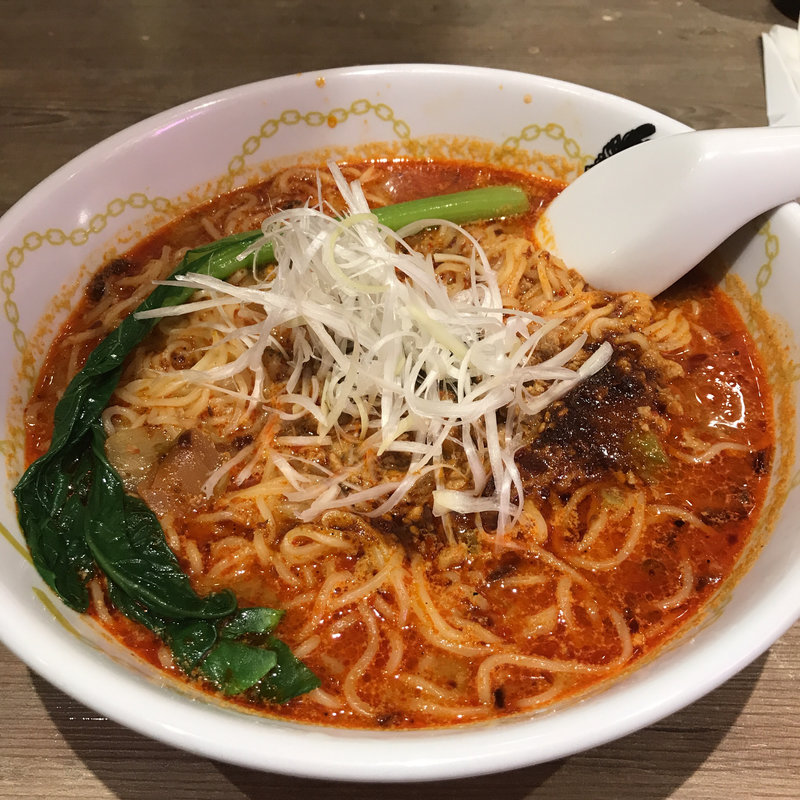 香港細打 担々麺 (香港屋台 カンフーキッチン カレッタ汐留店)