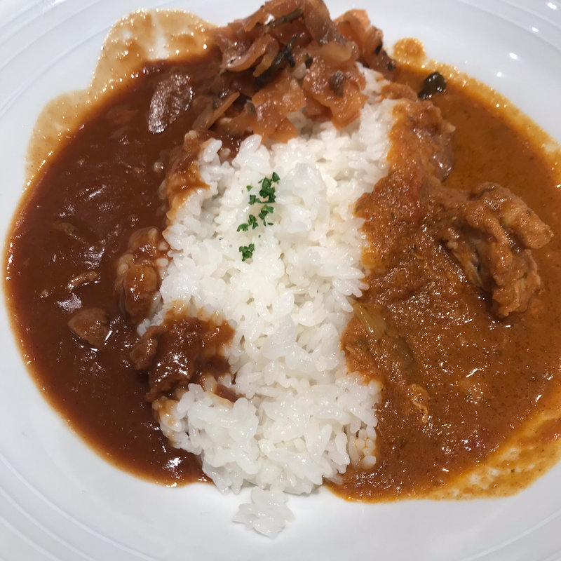 チキンと欧風カレー(Bistro CLEANTE Tokyo)