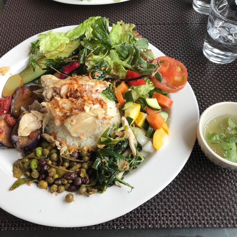 野菜で世界を旅するランチプレート(ムリーノ )