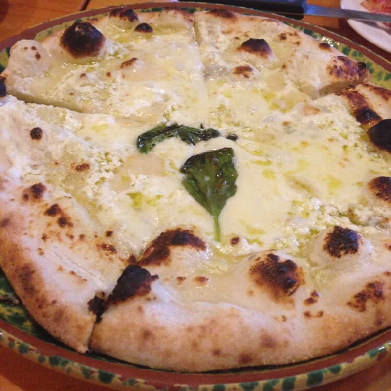 クアトロ フォルマッジ(ヴィスコンティ)