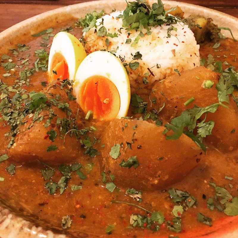 1種盛（大根とサバのカレー）(スパイスカレー あかつ亭)