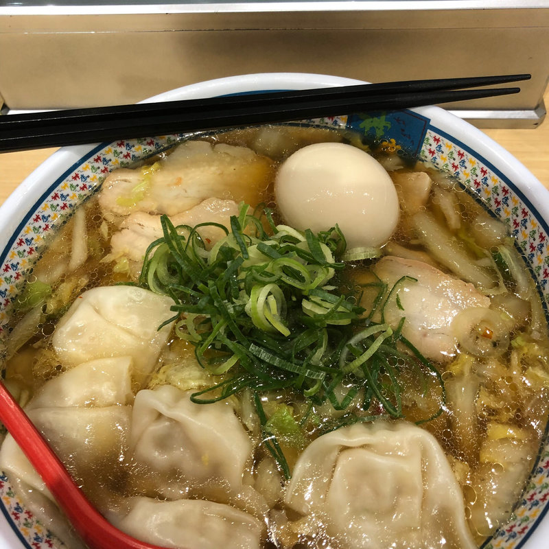 ワンタン入り(どうとんぼり神座 阪急三番街店)