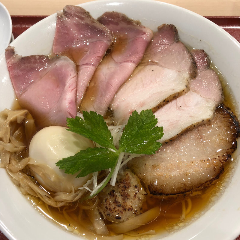 中華そば味玉（チャーシュートッピング）(麦と麺助 新梅田中津店)