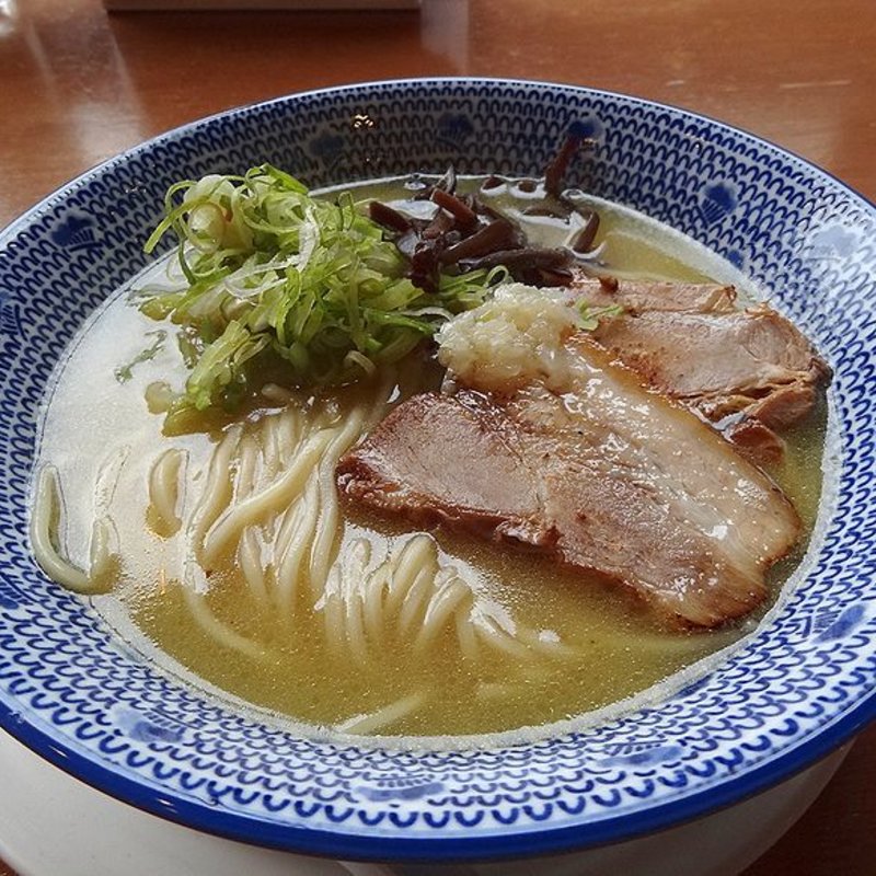 ゆず胡椒鶏白湯ラーメン(鶏白湯ラーメン とりごや)