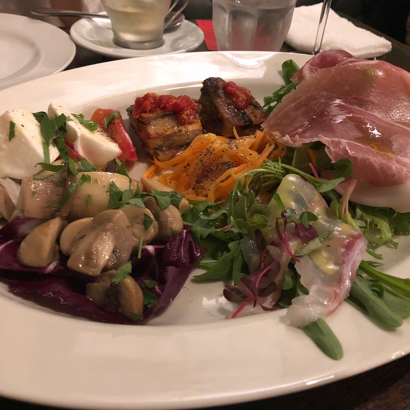 (Osteria & Ristorante LASTRICATO 神楽坂)