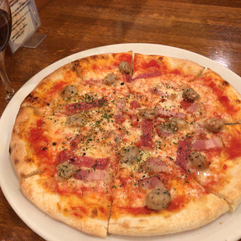 ベーコンとソーセージのピッツァ カルネミスト(カプリチョーザ ザ・モール仙台長町店 )