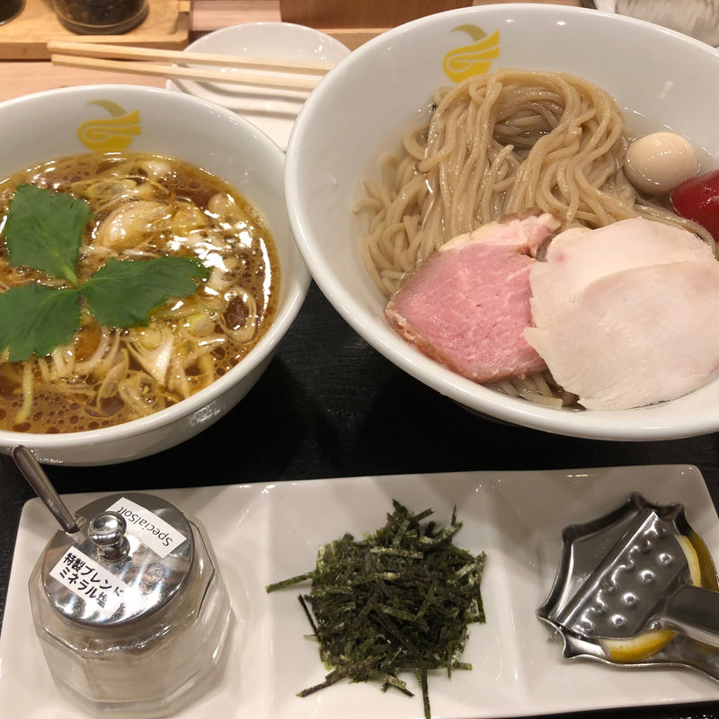 昆布水つけ麺(中華そば 月光軒 （ムンライケン）)