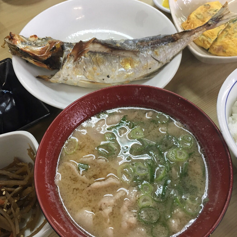 豚汁 (ごはん おかず 定食仕立て)(成金屋食堂)