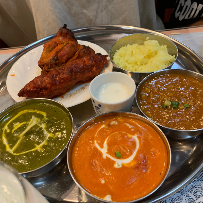 3種類のカレーセット(Biryani House)