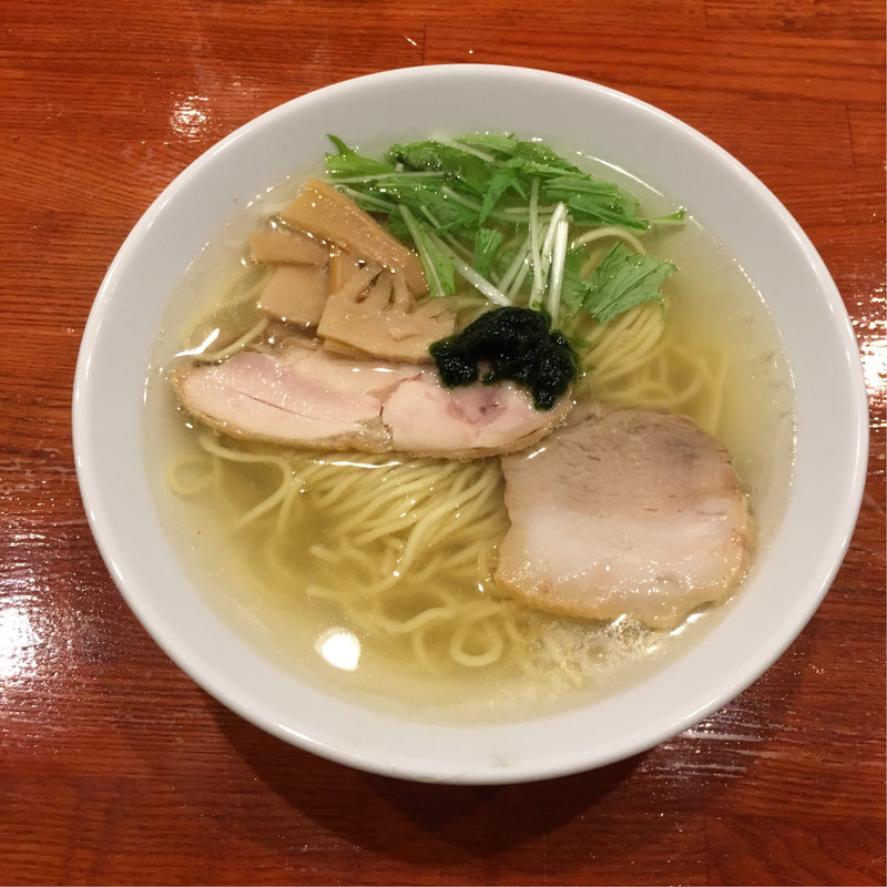 塩ラーメン(ラーメン エイト)