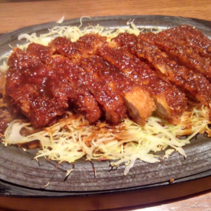 鉄板とんかつ ネギ乗せ(矢場とん 東京銀座店 （やばとん）)