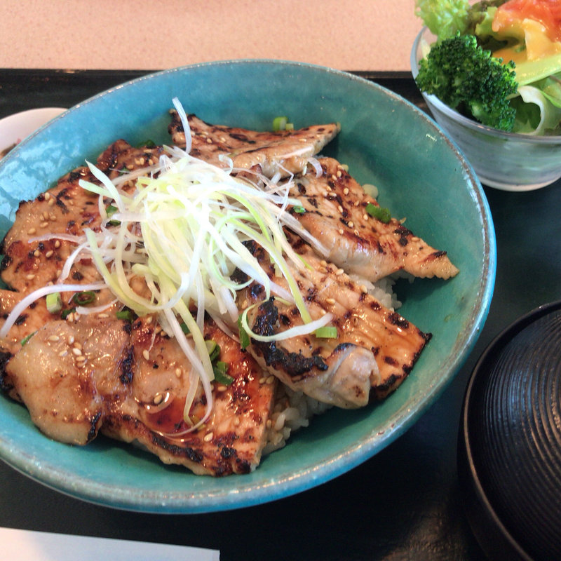 四元豚の網焼き豚丼(ロイヤルコーヒーショップ 仙台空港店 )