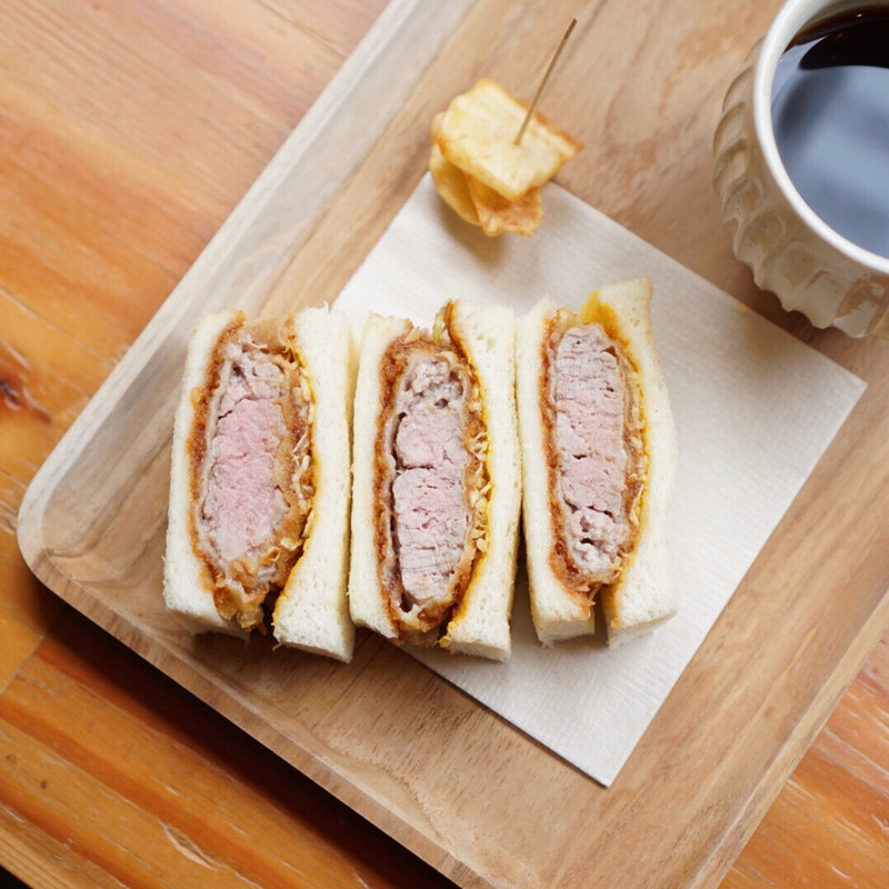 三田豚の豚ヘレサンド(p’s coffee ing.)