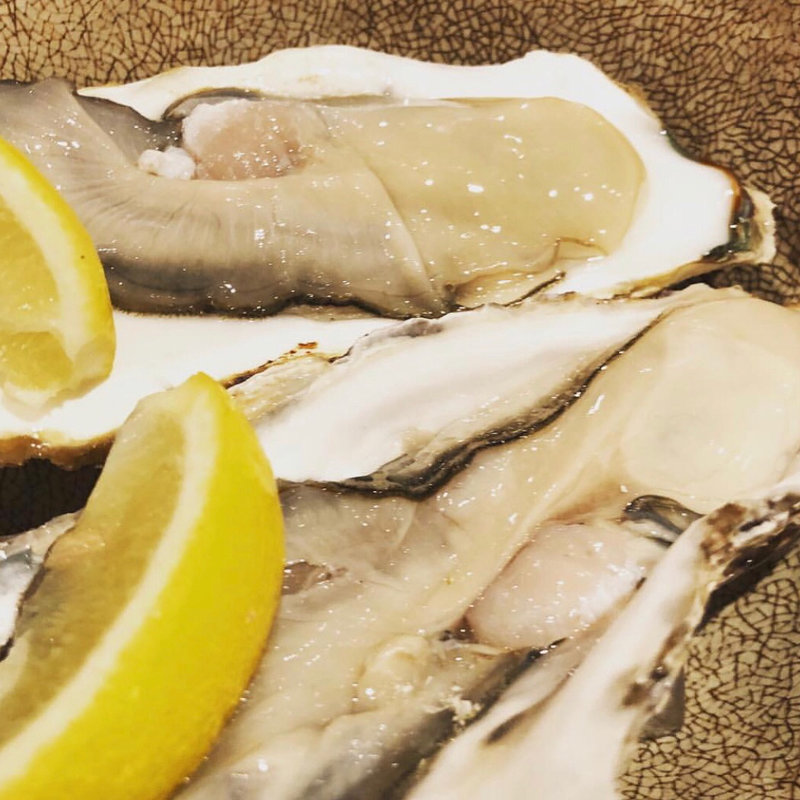 牡蠣(魚まみれ眞吉 恵比寿店)