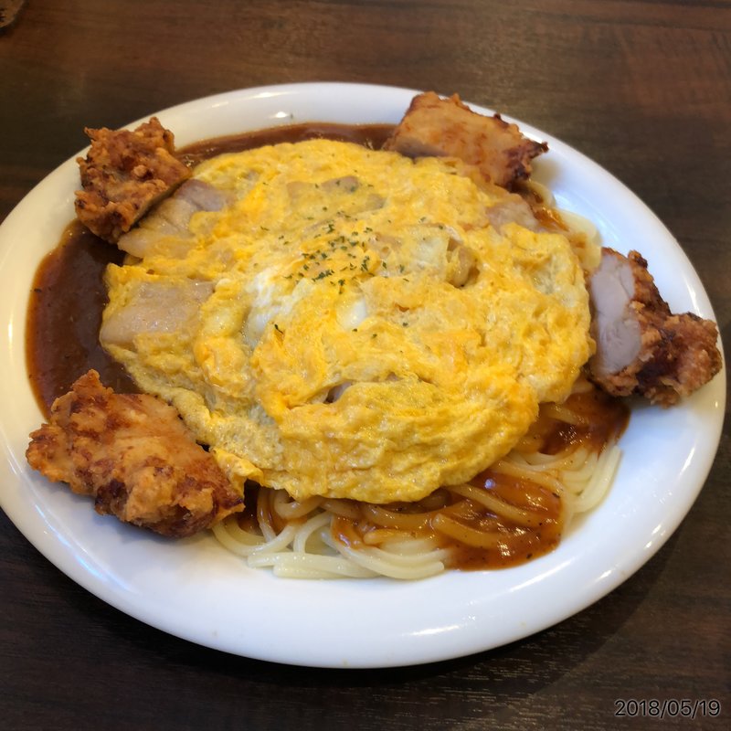 ピカタ(あんかけパスタ ラ・ピーニャ)