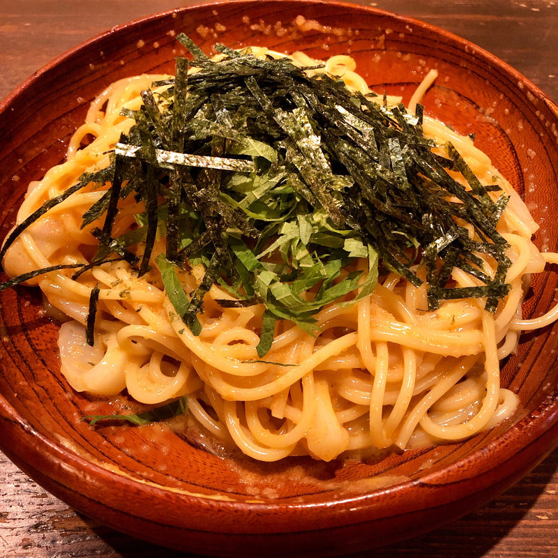 タラコとウニとイカのパスタ(アンクル・トム)