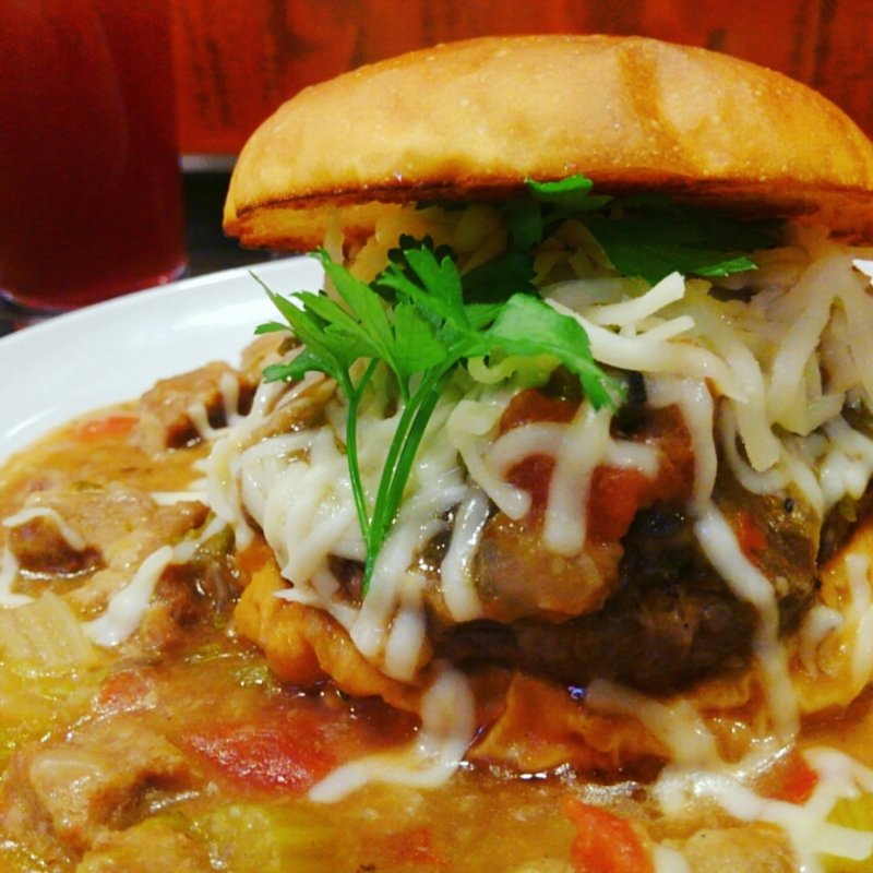 煮込みハンバーガープエブロスロッパー(Kokopelli)