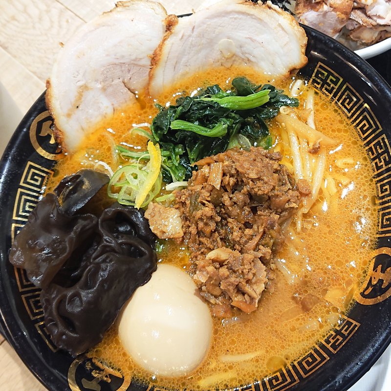 濃厚味噌ラーメン(濃厚味噌らーめん 玉 川崎ルフロン店)