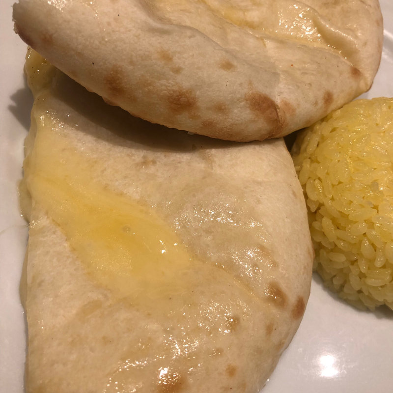 チーズナン(DIYA 六本木ヒルズ店)