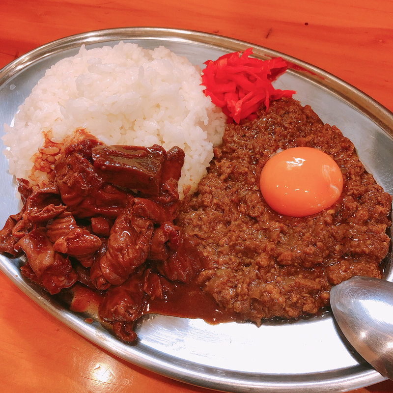 ホルモンキーマライス(ハチイチホルモン)