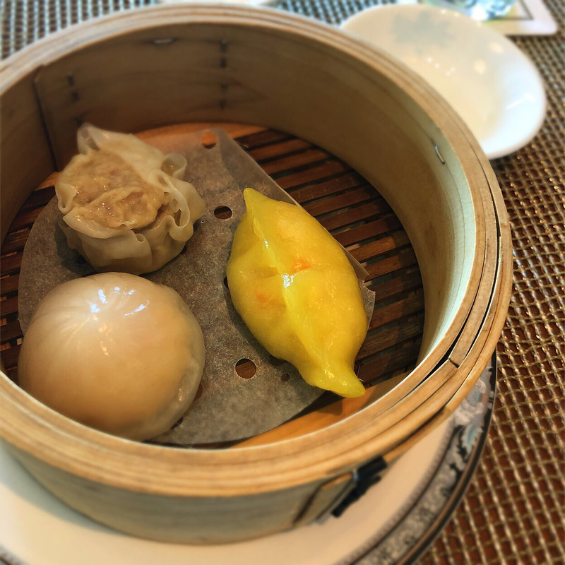 あわびの鶏白湯御膳 三種蒸し点心(ロイヤルパークホテル横浜 68階 中国料理 皇苑)