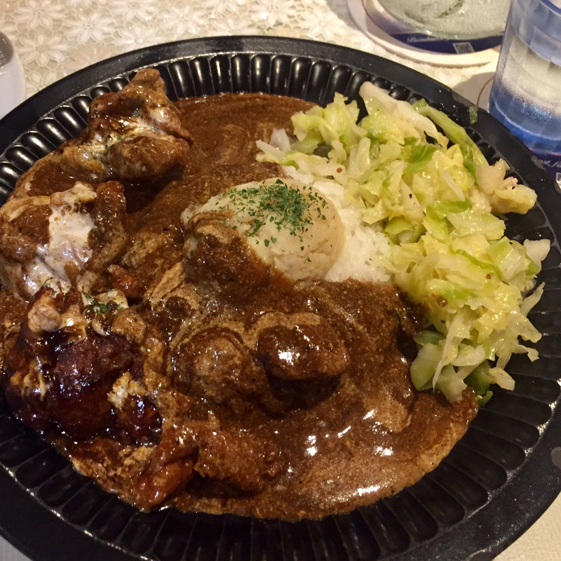 チキンカレー(ドイツ料理　ピラミッド )