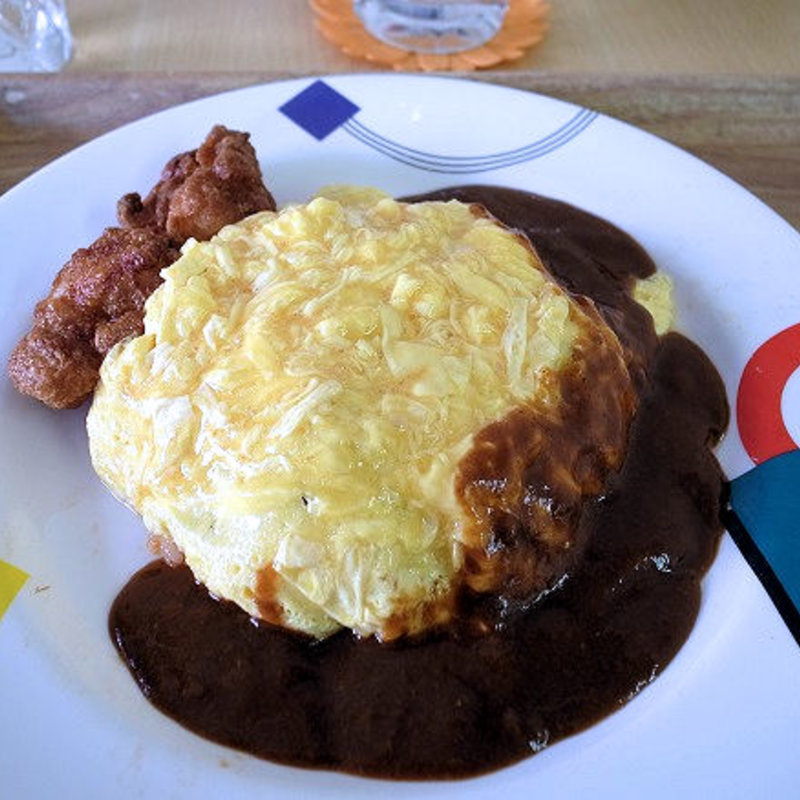 とろとろデミオムライス(二丁目食堂)