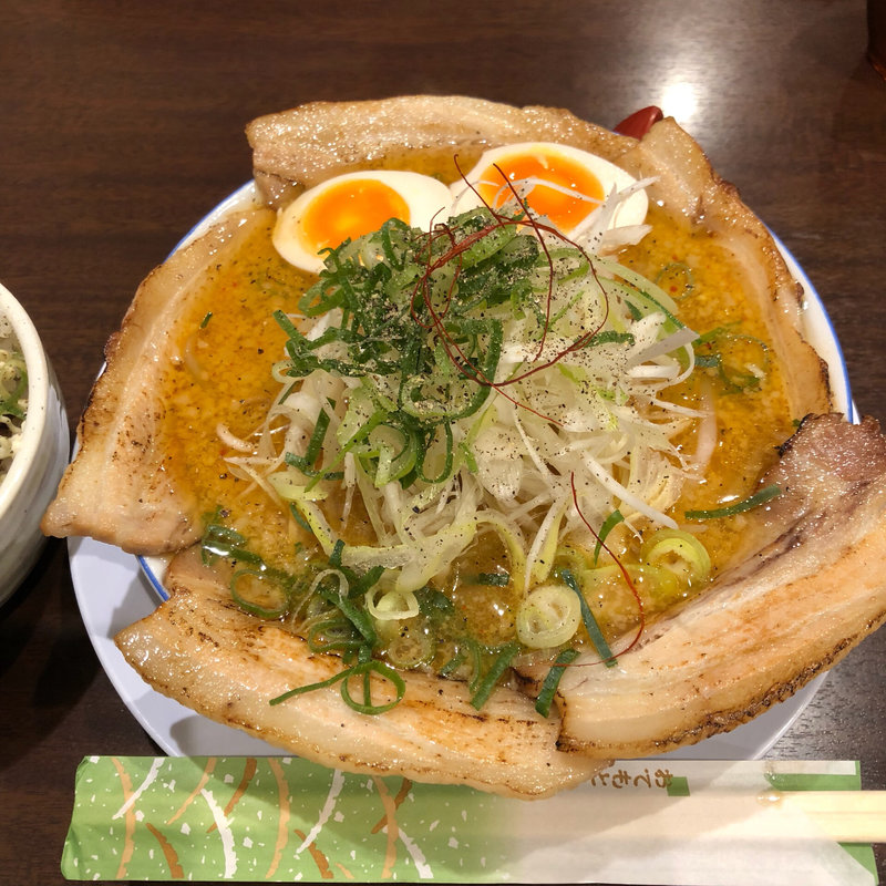 特製炙りチャーシューメン(味噌)並(おおきに )