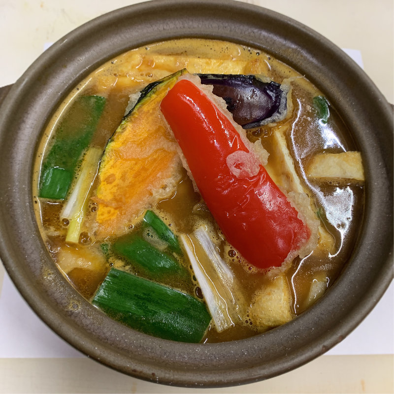 カレー煮込みうどん(㈱三国一 東口店)