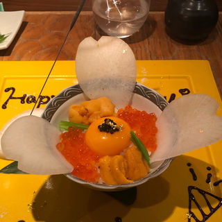 うにキャビアいくらおちょこ丼(十番右京)