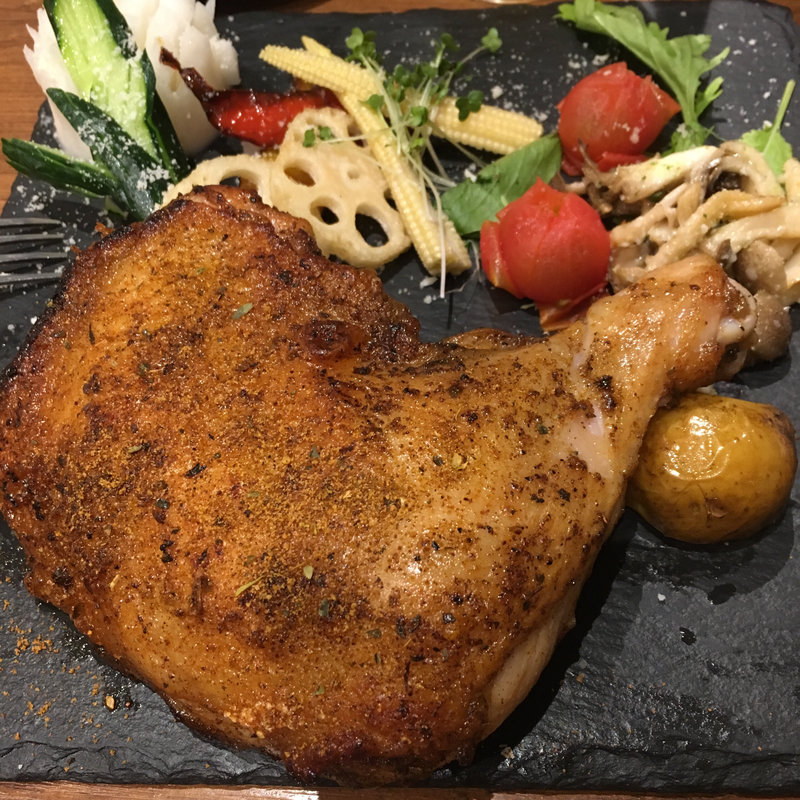 チキンステーキ(ホルモン焼肉しまちゃん)