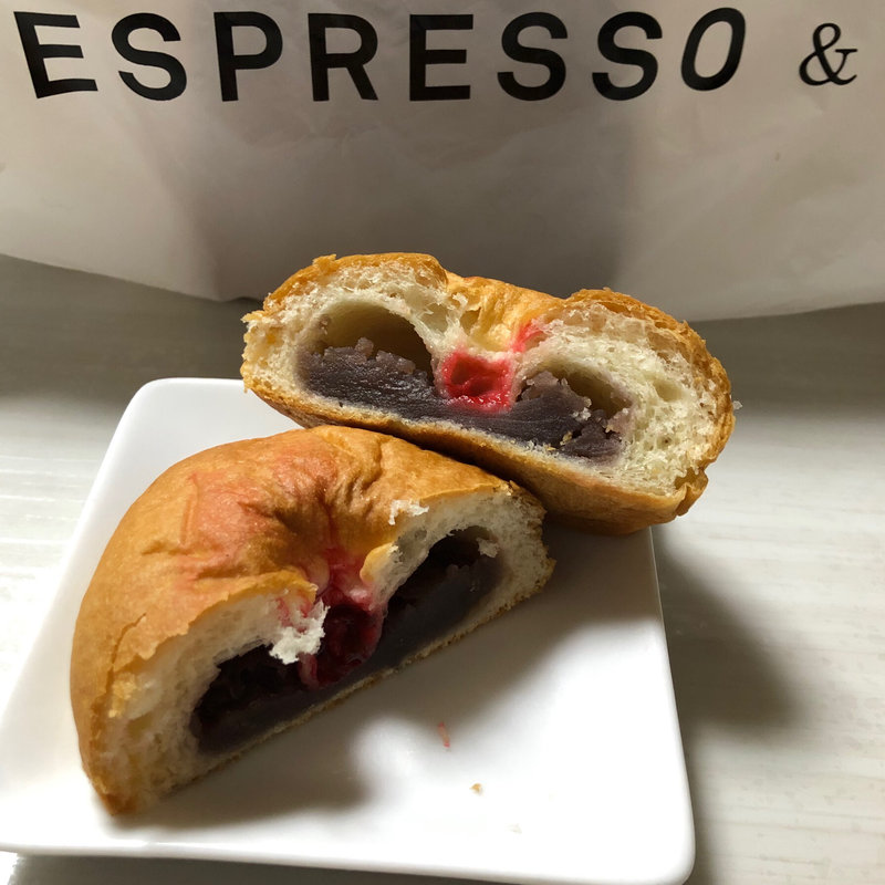 フランボワーズあんぱん(パンとエスプレッソと UTSUBO FACTORY)