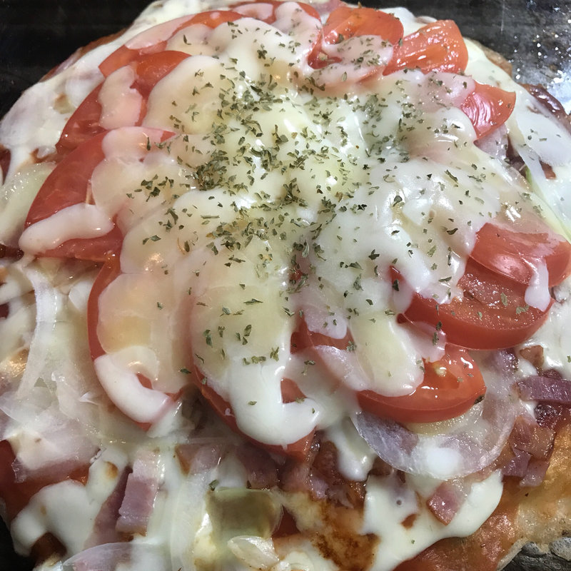 ピザお好み焼き(鉄板ダイニング OKONOMIYA)