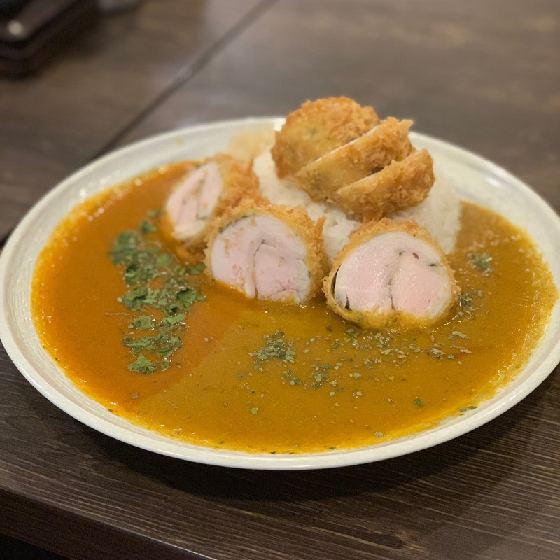 チキンカツカレー(カレーピーク （curry peak）)